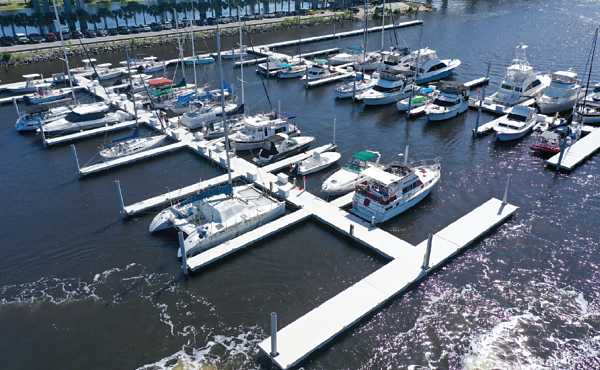 EcoPile piling has been installed at Jax Beach Marina in Florida as part of Windward Marina Groups determination to create sustainable waterfront experiences.