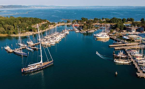 Marina Monfalcone is Italy’s top marina in the Upper Adriatic and was inspired by sail from its beginnings in the 1950s.